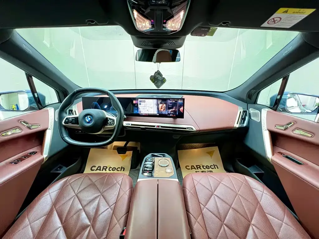 BMW iX M60 2023 из CN, фото 5