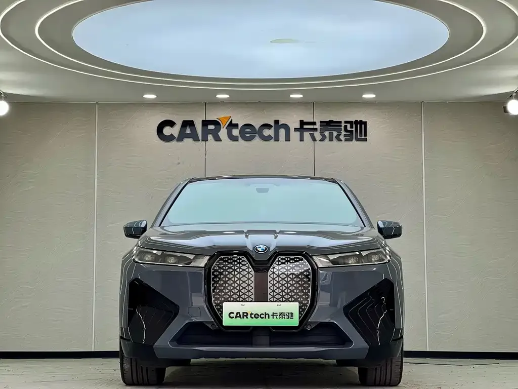 BMW iX M60 2023 из CN, фото 3