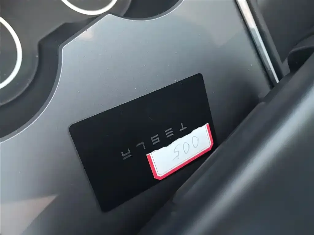 Tesla Model Y 2024 из CN, фото 3