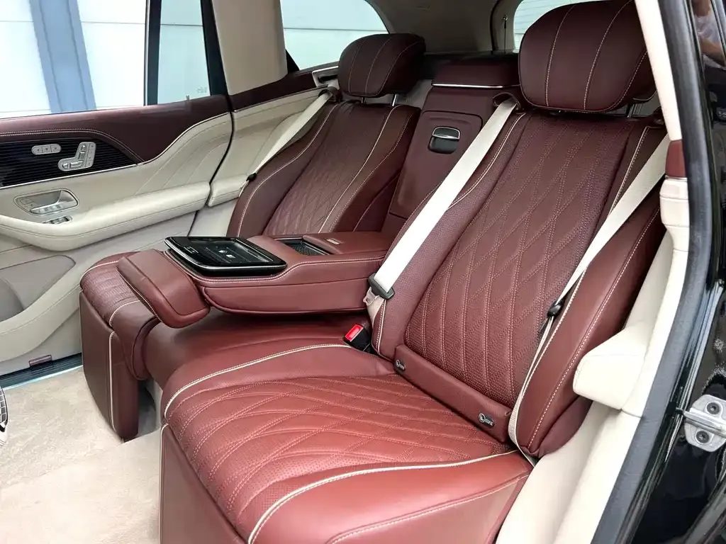 Mercedes-Benz GLS 2024 из CN, фото 4
