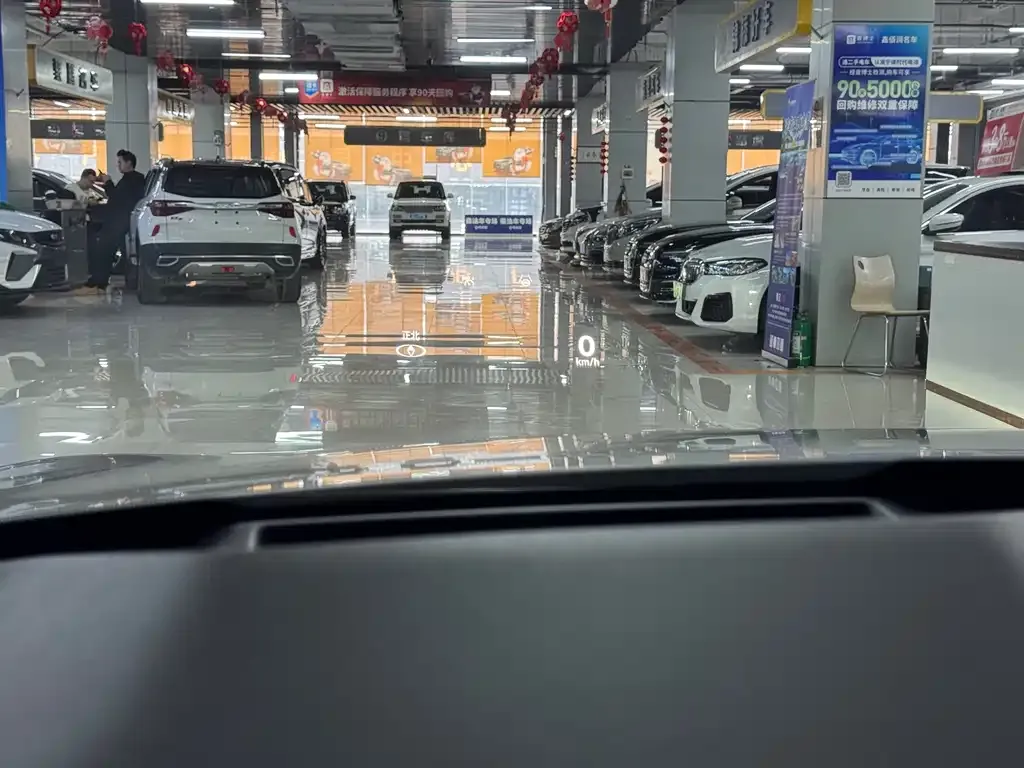 Honda e:NP2 2024 из CN, фото 2
