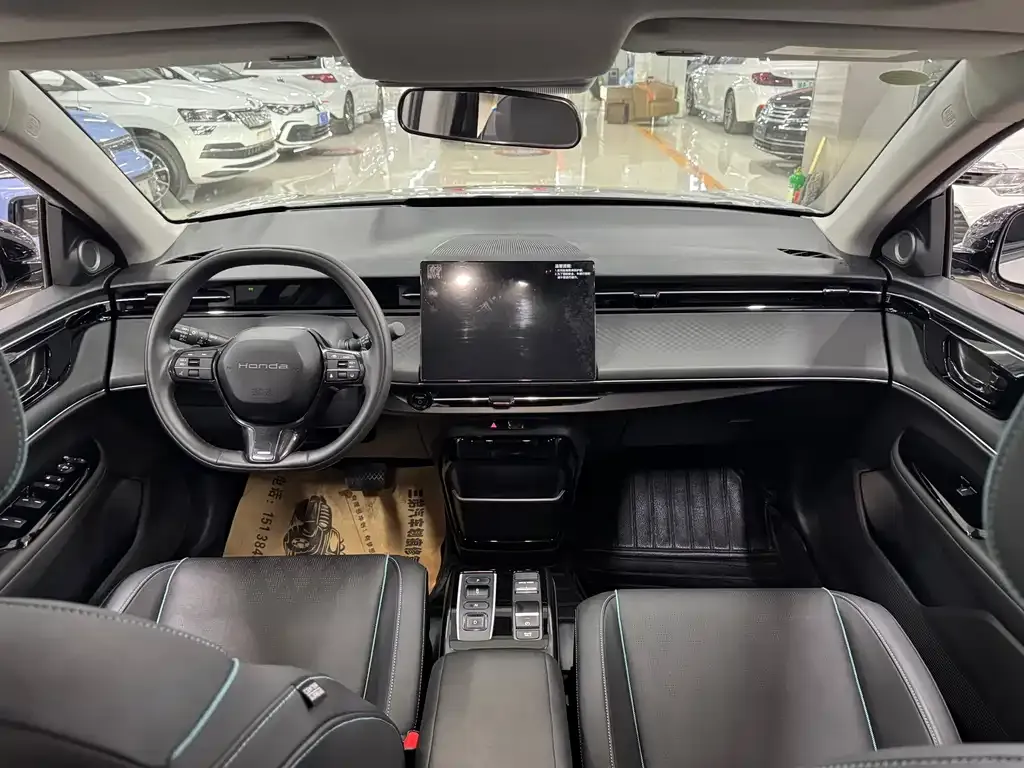 Honda e:NP2 2024 из CN, фото 7