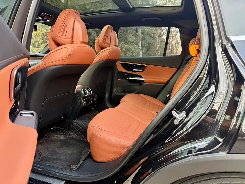 Mercedes-Benz GLC 2024 из CN, фото 2