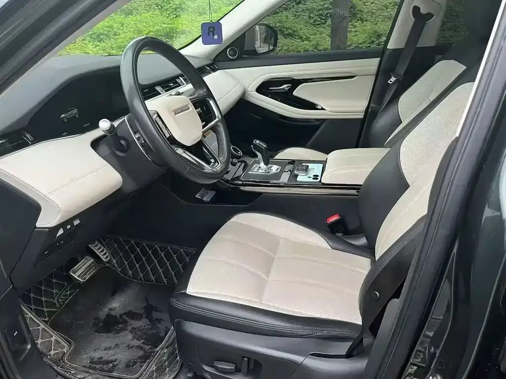 Land Rover Evoque — фото 4