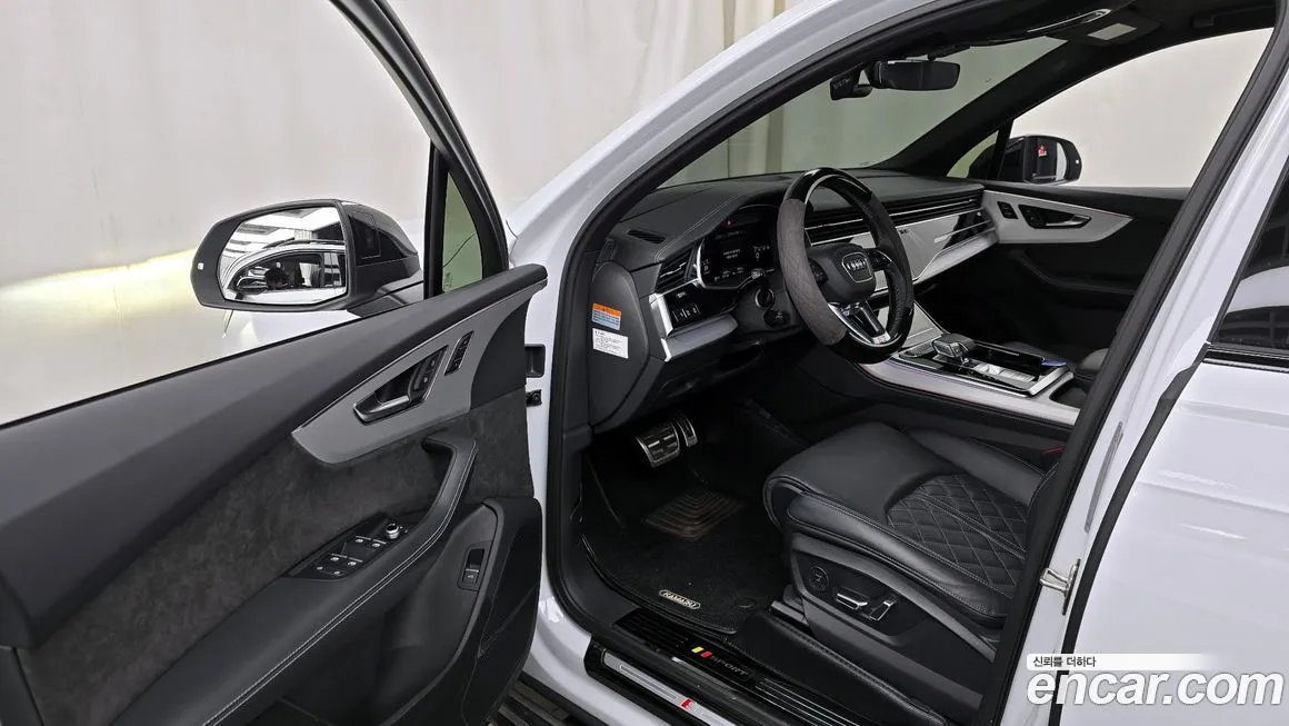 Audi Q7 2022 из KR, фото 7