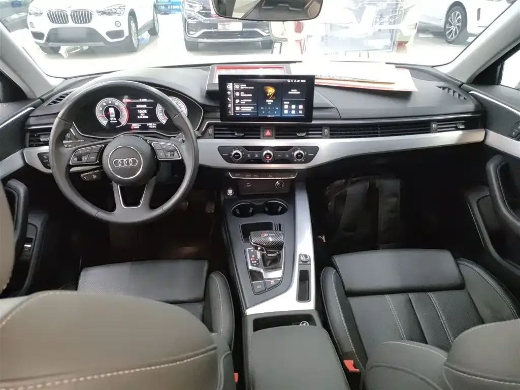 Audi A4L 2023 из CN, фото 10