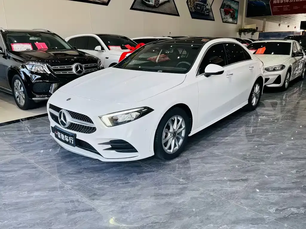 Mercedes-Benz A-Class — фото 1