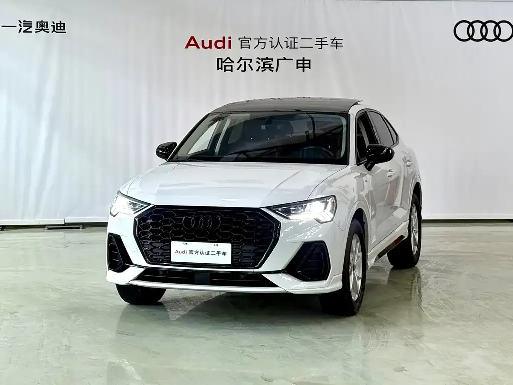 Audi Q3 Sportback — фото 1