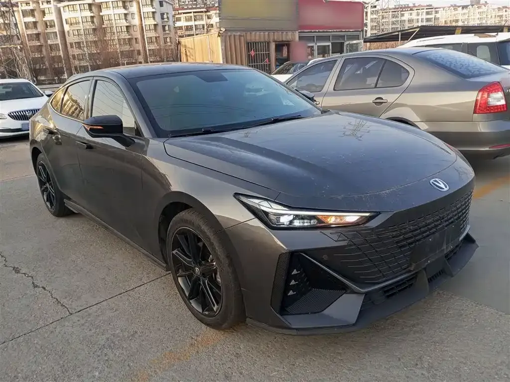 Changan UNI-V 2023 из CN, фото 4
