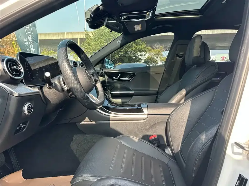Mercedes-Benz C-Class 2023 из CN, фото 3