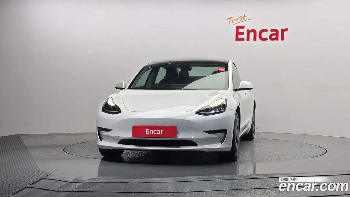 Tesla Model 3 — фото 2