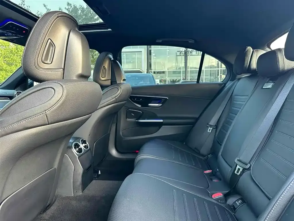 Mercedes-Benz C-Class 2023 из CN, фото 4