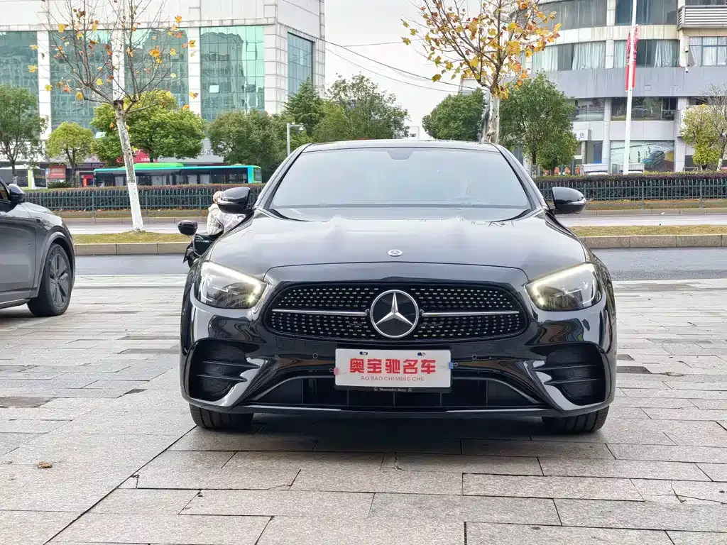 Mercedes-Benz E-Class (Import) — фото 5