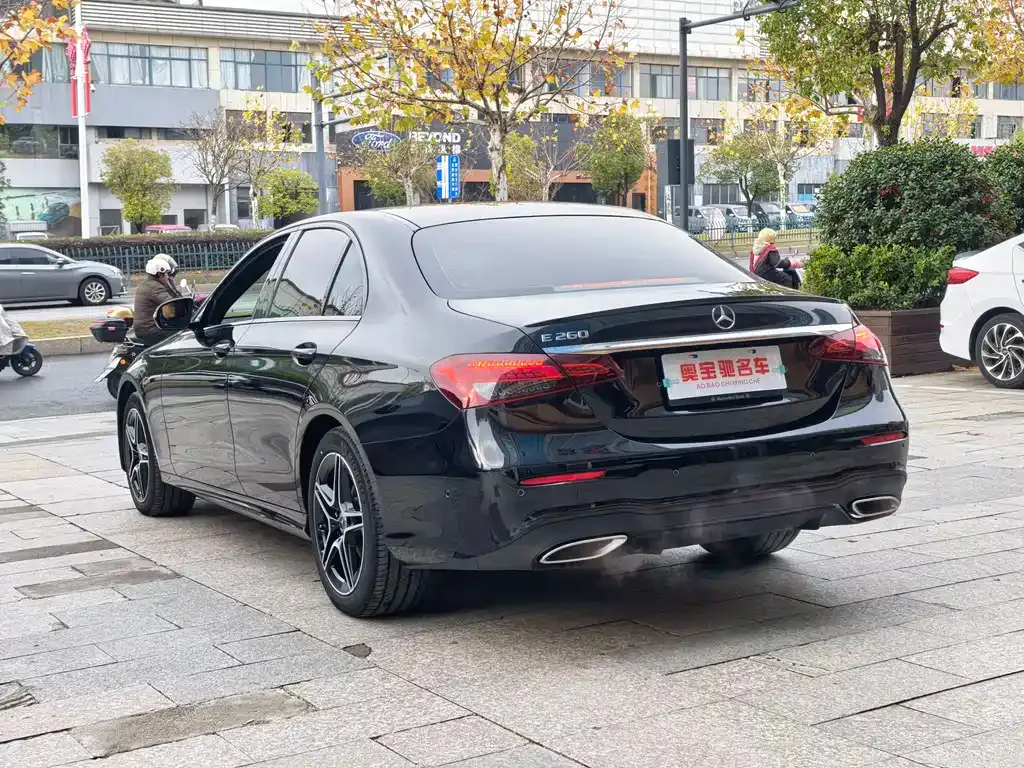 Mercedes-Benz E-Class (Import) — фото 6
