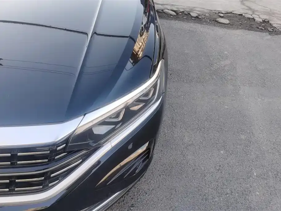 Volkswagen Passat 2023 из CN, фото 10