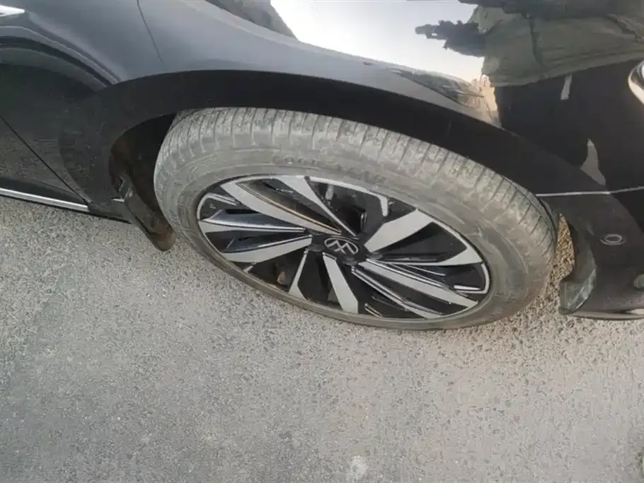Volkswagen Passat 2023 из CN, фото 8