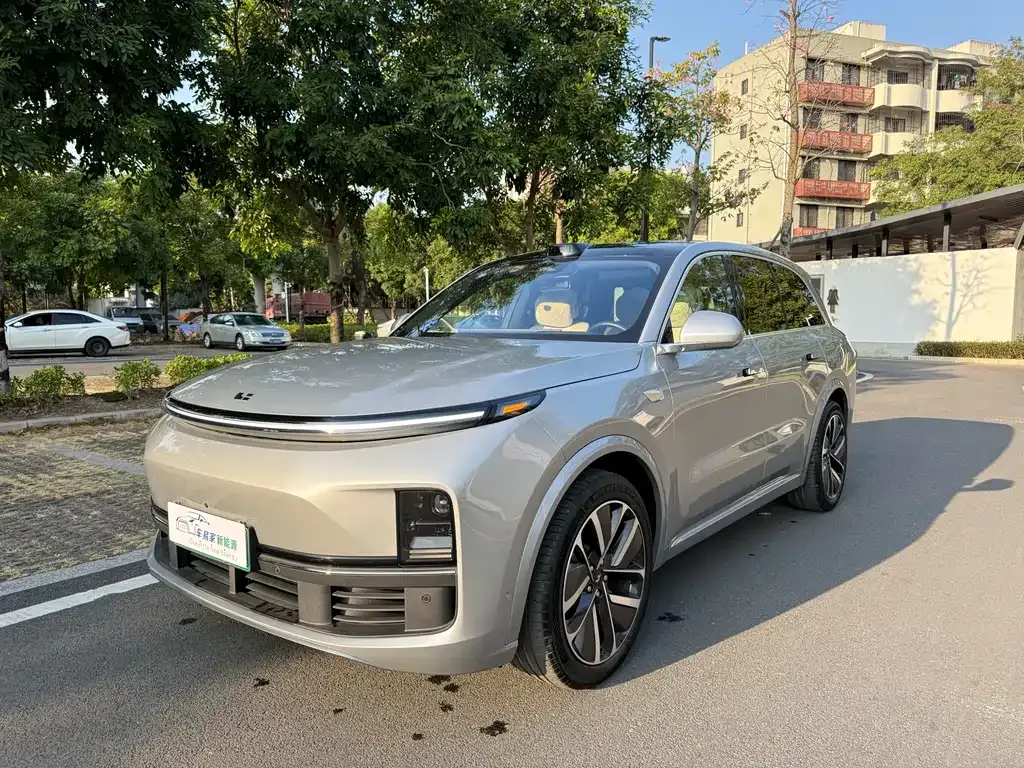 Li Auto L8 2024 из CN, фото 1