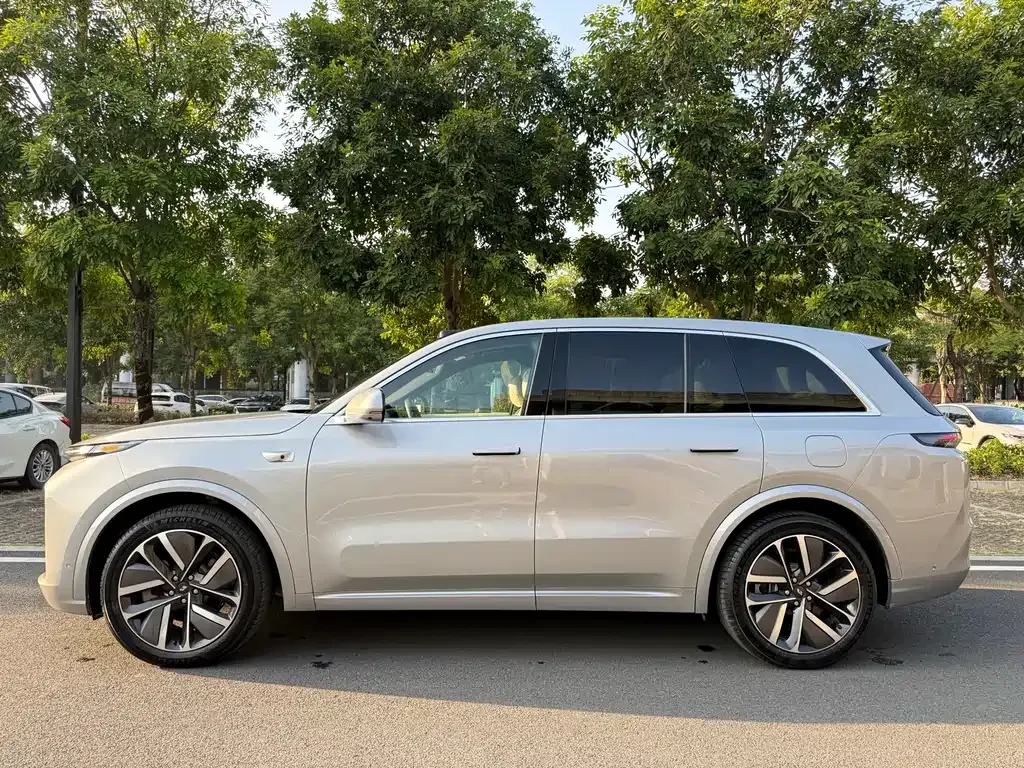 Li Auto L8 2024 из CN, фото 5