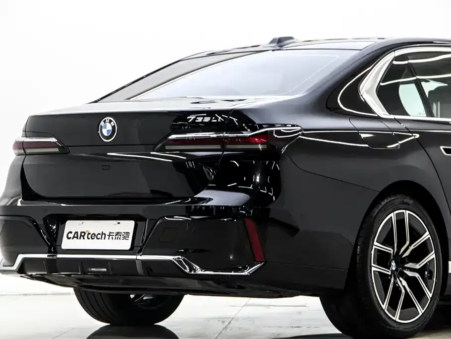 BMW 7 Series 2024 из CN, фото 7