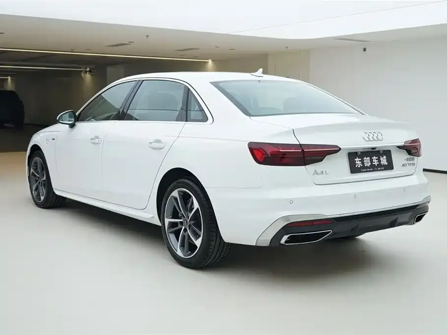 Audi A4L 2024 из CN, фото 4