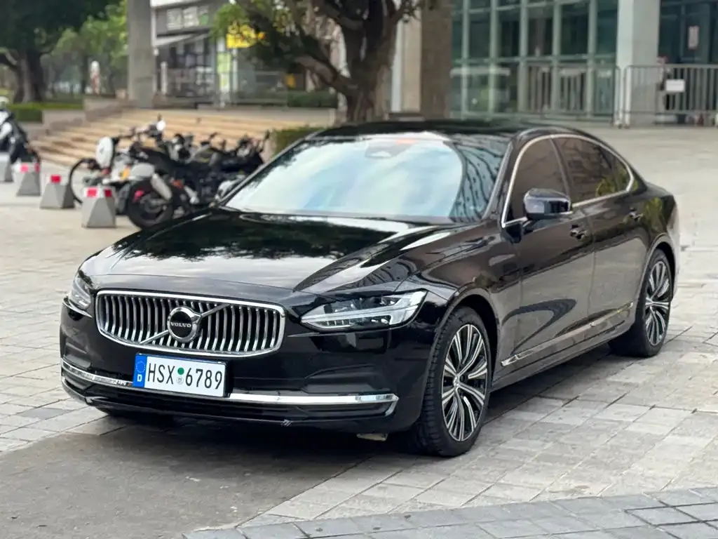 Volvo S90 2024 из CN, фото 1