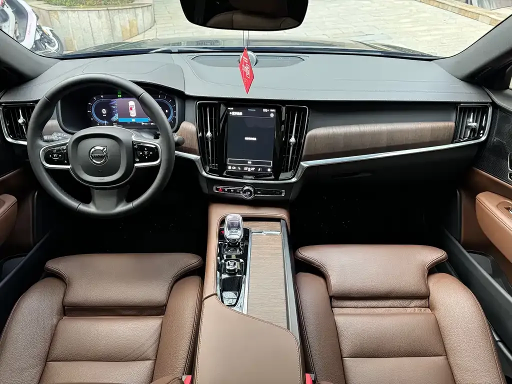 Volvo S90 2024 из CN, фото 10