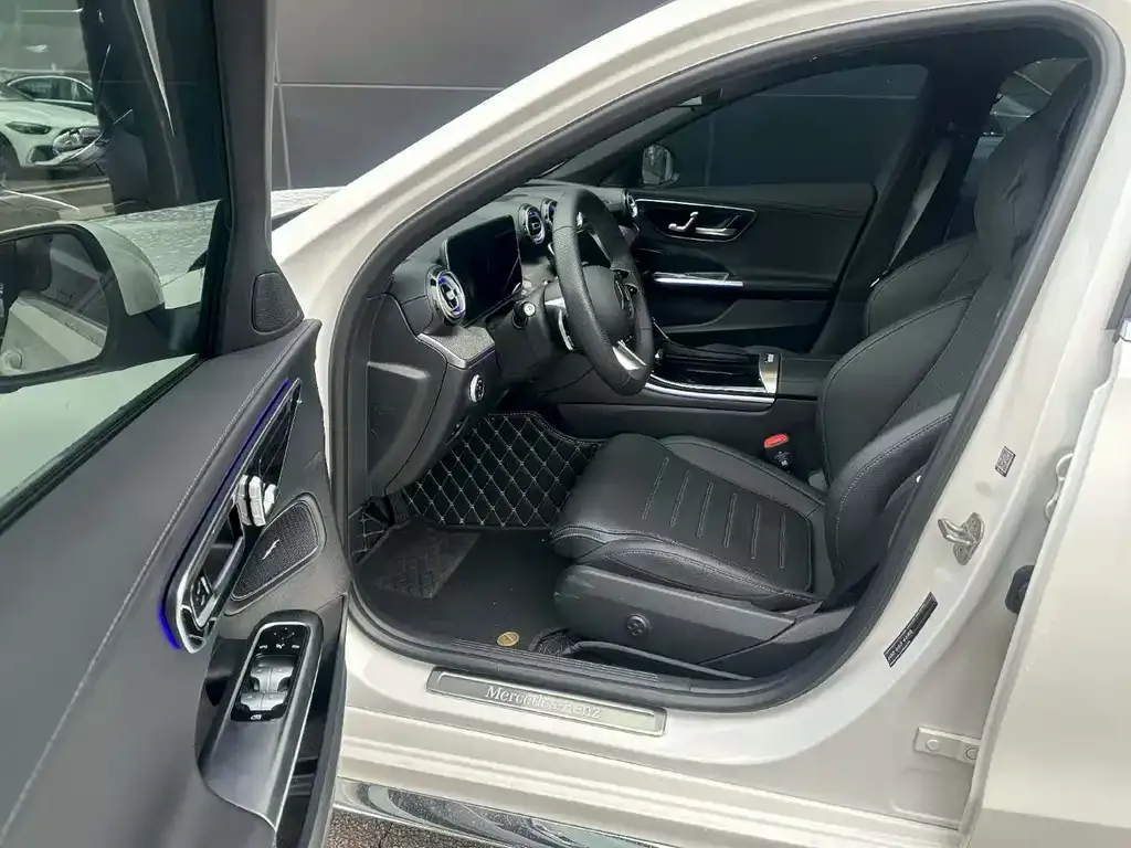 Mercedes-Benz C-Class 2025 из CN, фото 5