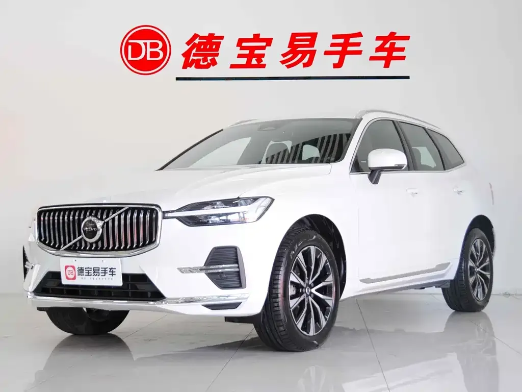 Volvo XC60 2022 из CN, фото 1