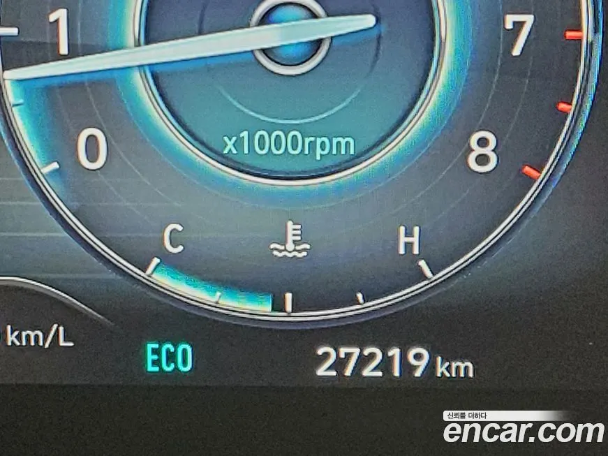 Hyundai AVANTE — фото 10