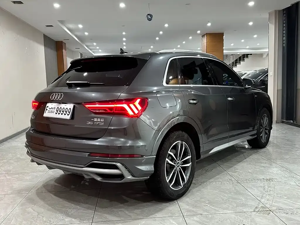 Audi Q3 2021 из CN, фото 7