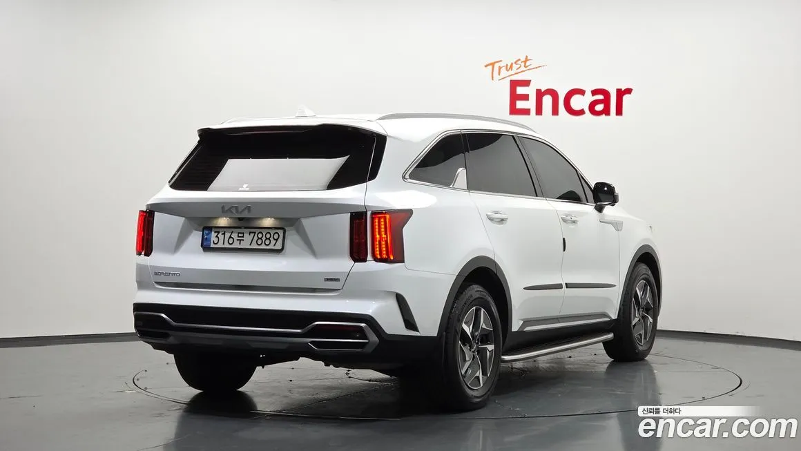 Kia Sorento 2023 из KR, фото 2
