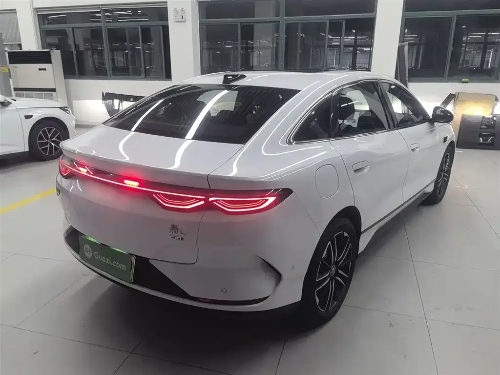 BYD Qin L 2025 из CN, фото 5