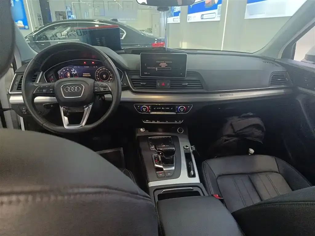 Audi Q5L 2021 из CN, фото 6