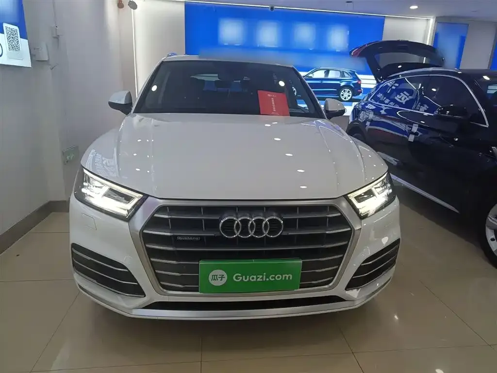Audi Q5L 2021 из CN, фото 5