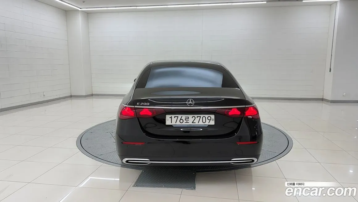 Mercedes-Benz E-Class 2025 из KR, фото 4