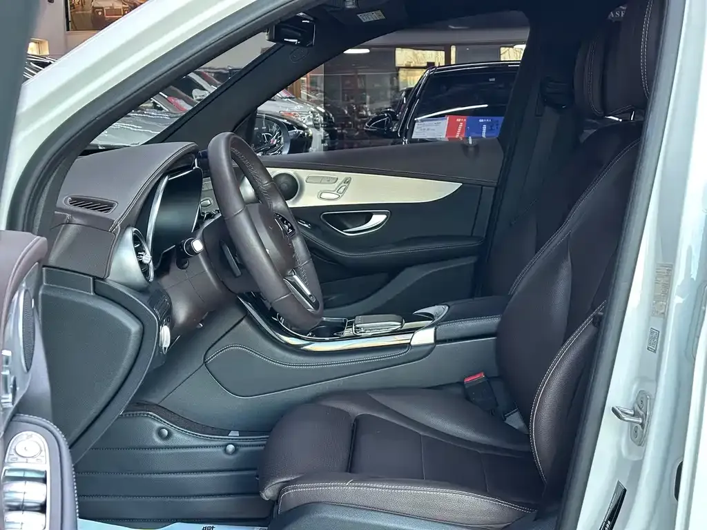 Mercedes-Benz GLC 2022 из CN, фото 10