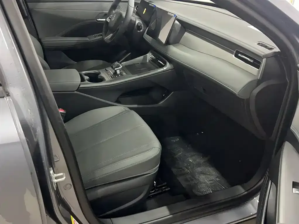 BYD Qin PLUS 2025 из CN, фото 2