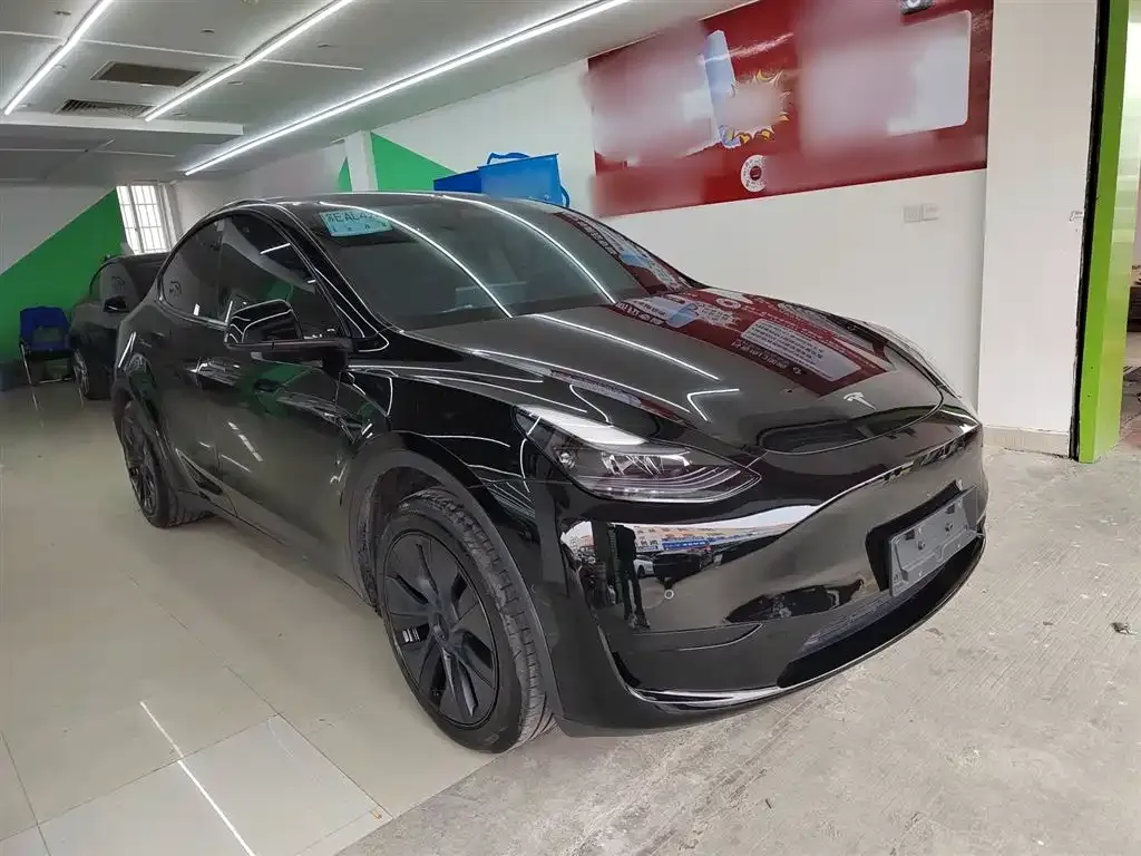 Tesla Model Y 2024 из CN, фото 4