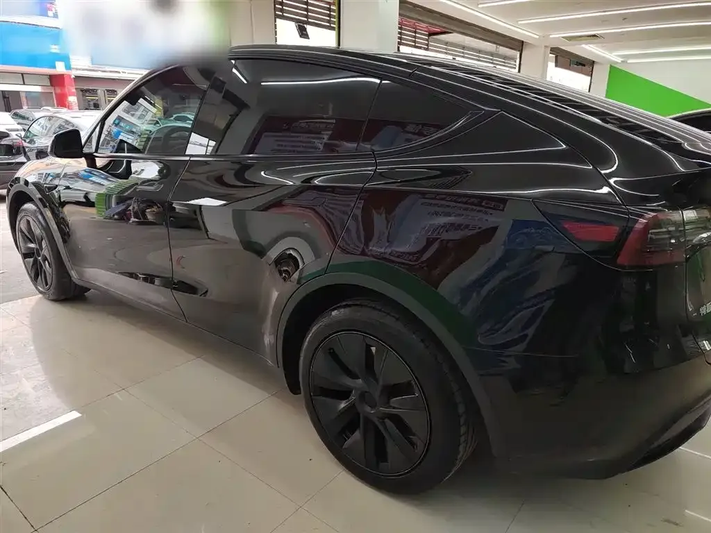 Tesla Model Y 2024 из CN, фото 9