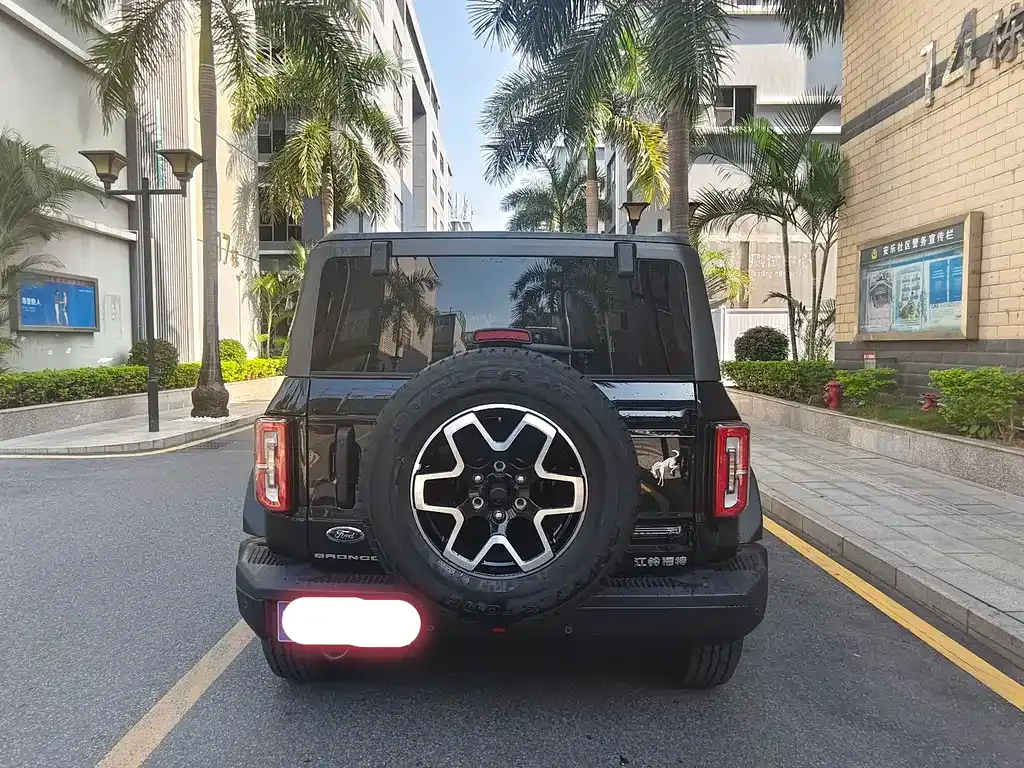 Ford Bronco 2024 из CN, фото 6