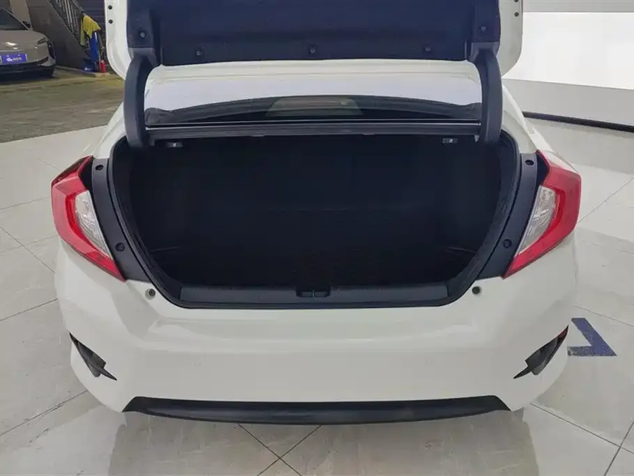 Honda Civic 2022 из CN, фото 10