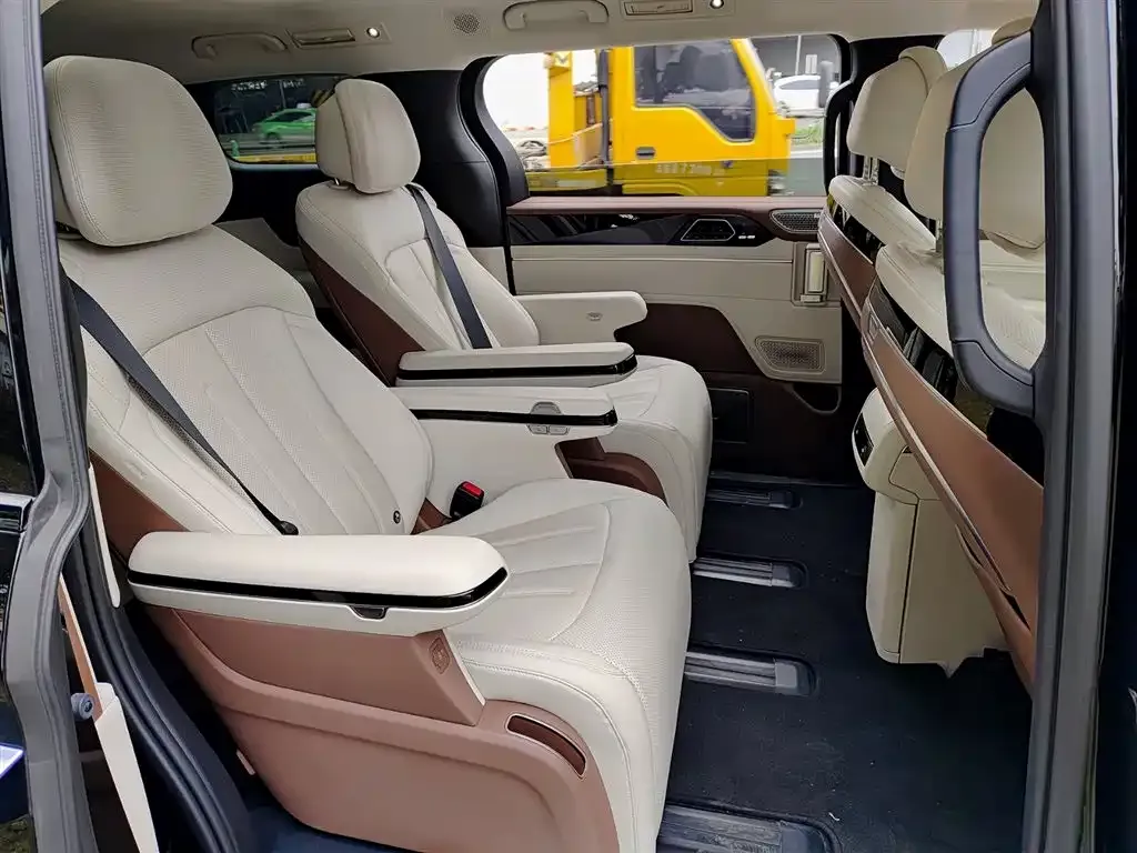 BYD Xia 2025 из CN, фото 5