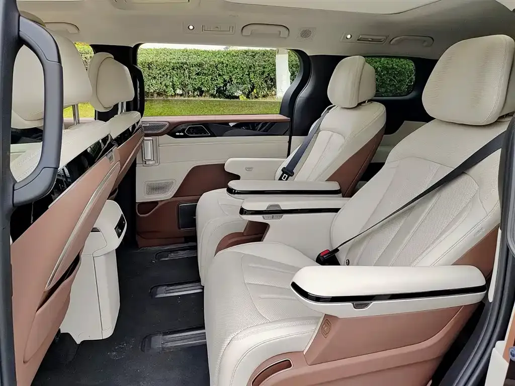 BYD Xia 2025 из CN, фото 4