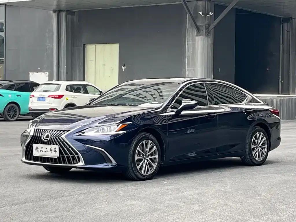 Lexus ES 2024 из CN, фото 1