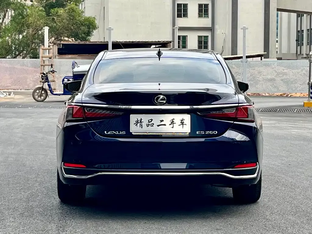 Lexus ES 2024 из CN, фото 3