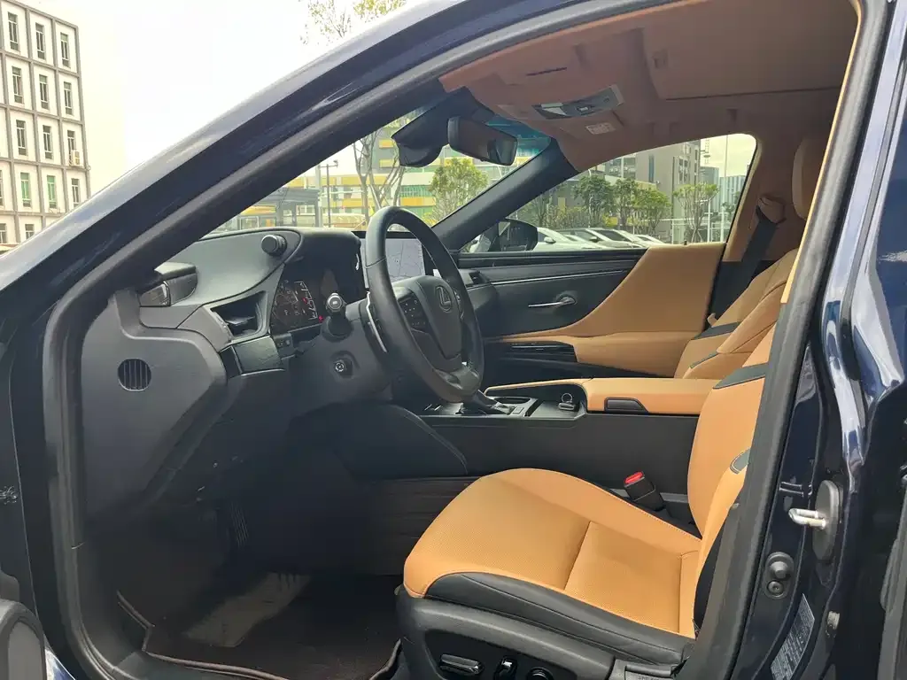 Lexus ES 2024 из CN, фото 7