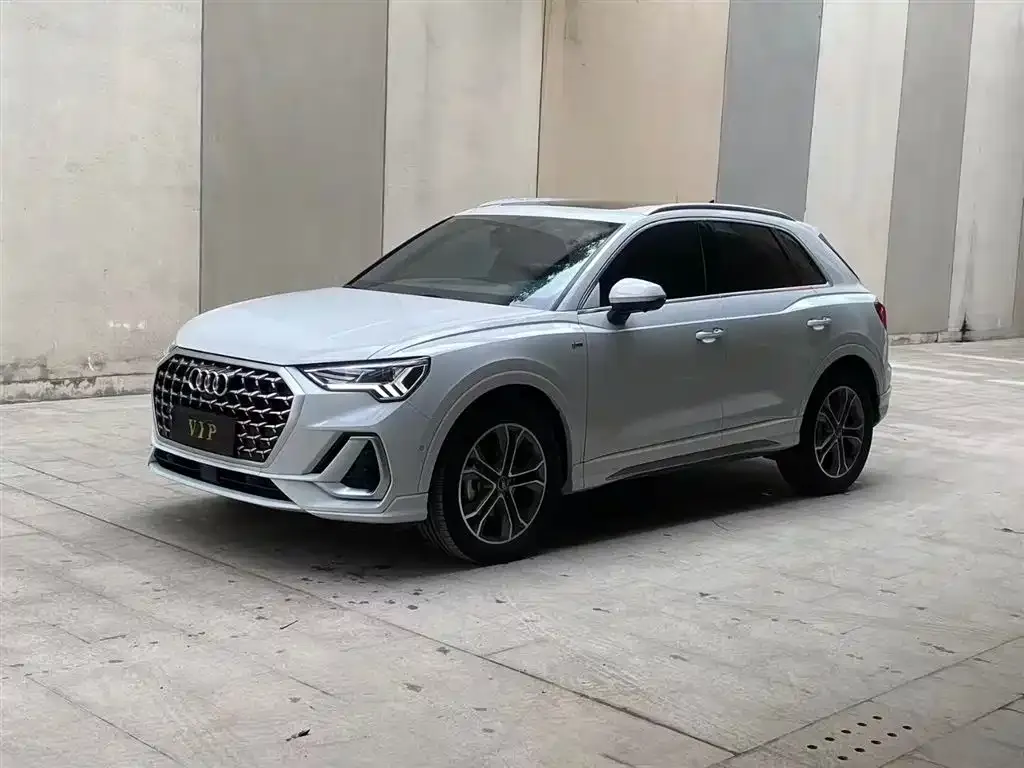 Audi Q3 2024 из CN, фото 1