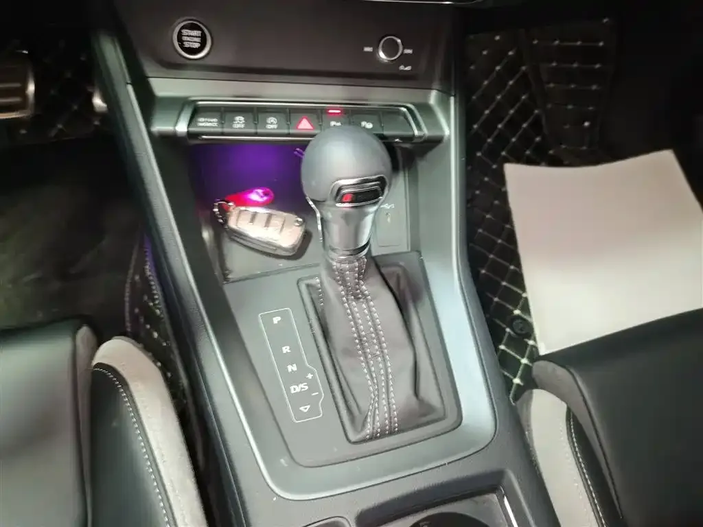 Audi Q3 2024 из CN, фото 10