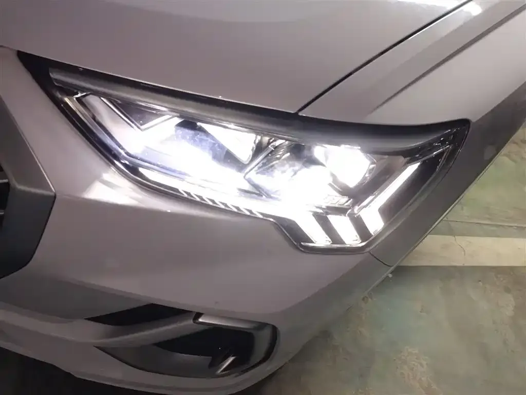 Audi Q3 2024 из CN, фото 3