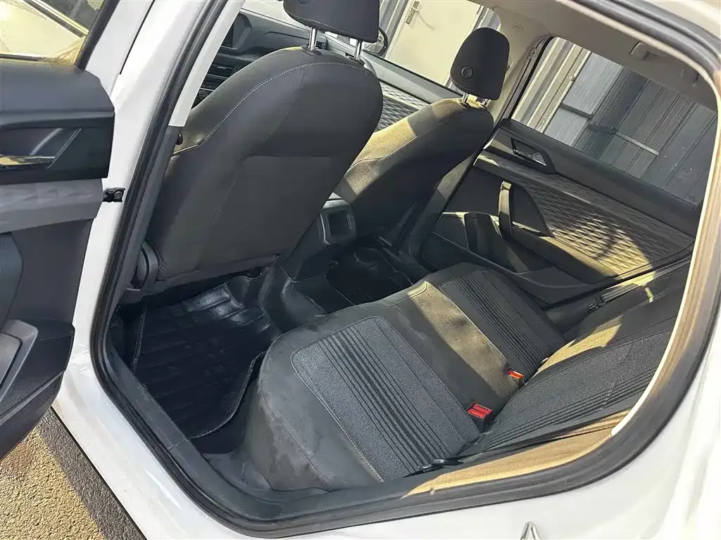 Volkswagen Tharu 2022 из CN, фото 6
